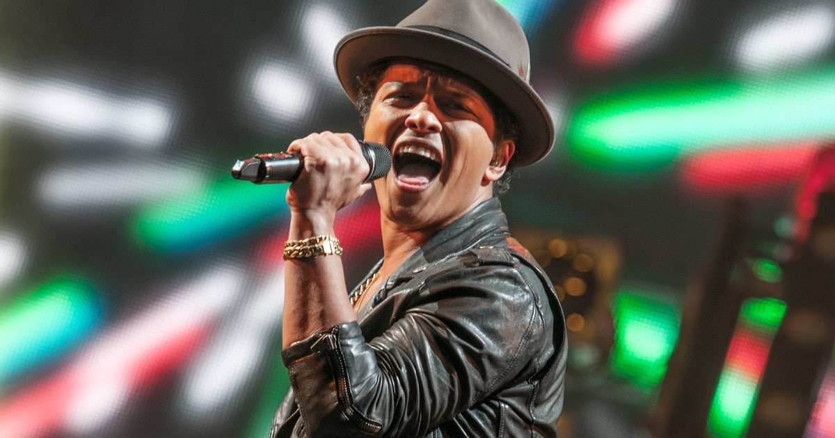 Bruno Mars’ ‘Versace on The Floor’ Released | LifeCrust